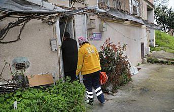 Zabıtaya hitabıyla duygulandıran Burhan amca hastaneye kaldırıldı
