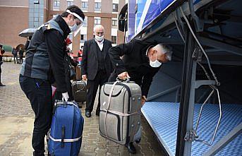 Bartın'da karantina süresi dolan 319 kişi memleketlerine uğurlandı