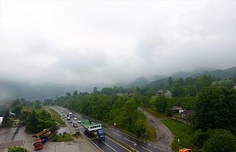 Bolu Dağı'ndan yük nakliye gemisi geçti