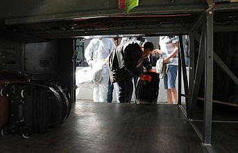 Bolu'da karantina süresi dolan 295 Türk vatandaşı evlerine uğurlandı