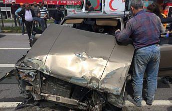 Çarşamba'da üç aracın karıştığı trafik kazasında 1 kişi yaralandı