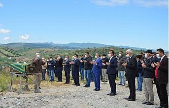 Havza'da lösemi nedeniyle hayatı kaybeden çocuk toprağa verildi