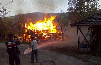 Kastamonu'da evde çıkan yangında engelli bir kişi öldü