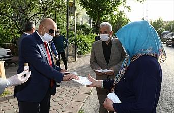 Keçiören Belediyesi 1 milyon adet maske, 100 bin şişe dezenfektan dağıttı