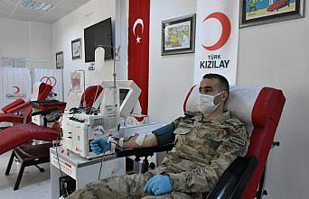 Koronavirüsü yenen 9 jandarma personelinden immün plazma bağışı