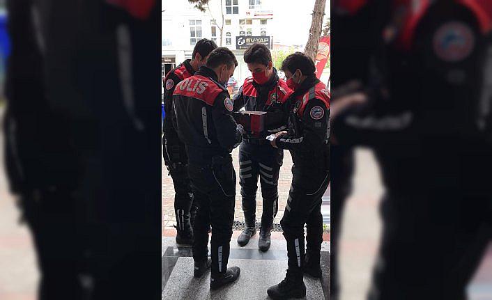 Minik Aymira'ya polislerden doğum günü sürprizi