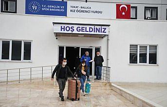 Tokat'ta karantina süresi dolan 323 kişi evlerine gönderildi