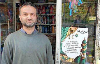 Trabzon'da MÜSİAD üyeleri bakkalların veresiye defterlerindeki borçları ödüyor