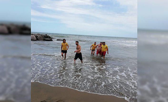 Giresun'da boğulma tehlikesi geçiren aynı aileden 3 kişi kurtarıldı
