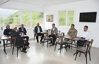 Kürtün Kaymakamı Mehmet Göze, Beytarla köyünü ziyaret etti