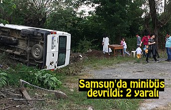 Samsun'da minibüs devrildi: 2 yaralı