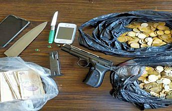 Bartın'da iş yerlerinden hırsızlık yaptıkları iddiasıyla 3 şüpheli tutuklandı