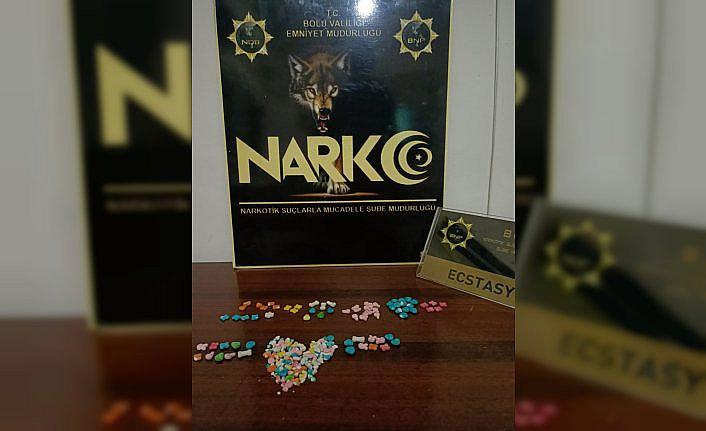 Bolu'da kovalamaca sonucu yakalanan uyuşturucu şüphelisi tutuklandı