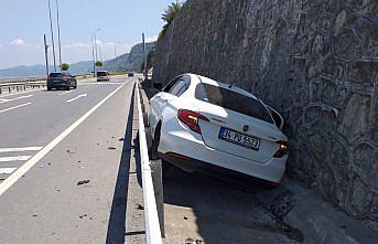 Zonguldak'ta trafik kazasında 2'si çocuk 3 kişi yaralandı