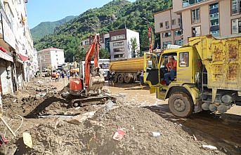Giresun'daki selin ardından enkaz kaldırma çalışmaları sürdürülüyor