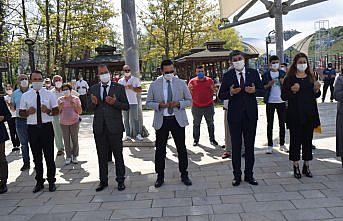 Akçakoca'daki sel felaketinde hayatını kaybedenlerin isimleri anıtta yaşatılacak