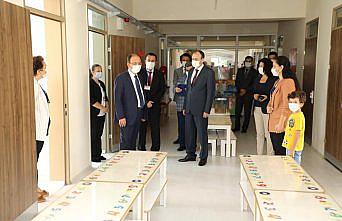 Bartın Valisi Güner okullarda incelemede bulundu