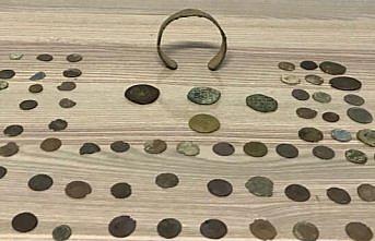 Düzce'de Roma dönemine ait 71 sikke ve 1 bileklik ele geçirildi