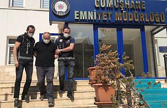 Trabzon'da saklandığı evde yakalanan FETÖ'nün mahrem imamı Gümüşhane'de tutuklandı
