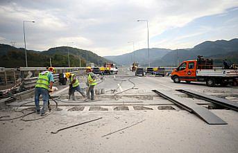 Anadolu Otoyolu Bolu Dağı Tüneli Ankara yönü küçük araçlara açıldı