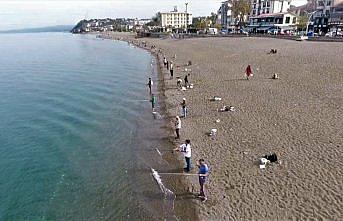 Düzce'de olta balıkçıları sahillere akın etti