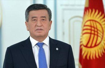 Eski Cumhurbaşkanı Atambayev, Cumhurbaşkanı Ceenbekov'un istifasını talep etti