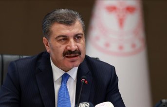 Bakan Koca uyardı: Ağır hasta sayısı 4 ayda 8 kat arttı, çıkmayın