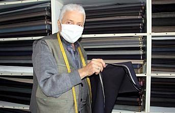 78 yaşındaki terziliği sürdürüyor