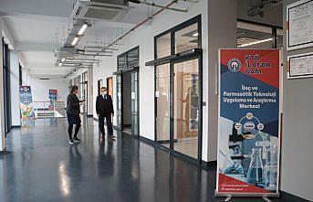 KTÜ Rektör Yardımcısı Okumuş, yeni binasına taşınan İLAFAR'ı ziyaret etti