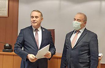 AK Parti Amasya İl Başkanı Mehmet Akif Kesmekaya mazbatasını aldı