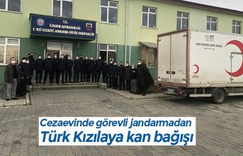 Cezaevinde görevli jandarmadan Türk Kızılaya kan bağışı