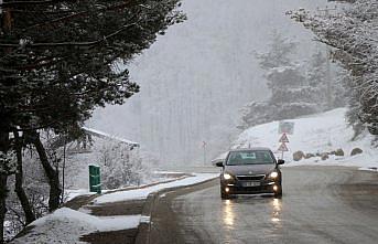 Abant'ta kar etkili oluyor