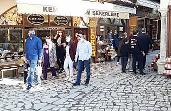 Tarihi konaklarıyla ünlü Safranbolu'da hafta sonu yoğunluğu