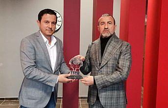 TFF Yönetim Kurulu Üyesi Hacıkerimoğlu, TSYD Trabzon Şubesini ziyaret etti