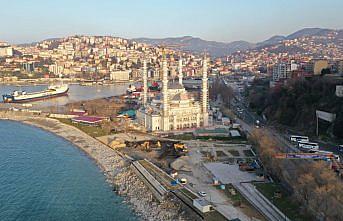 Uzun Mehmet Camisi ibadete açılacağı günü bekliyor