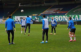 Vali Kemal Çeber'den Çaykur Rizespor'a ziyaret