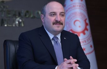 Varank: Xiaomi'nin Türkiye'deki fabrikasında üretilen telefonlar önümüzdeki aydan itibaren satılmaya başlayacak