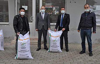 19 Mayıs'ta çiftçilere çeltik tohumu dağıtıldı