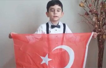 30 AĞUSTOS İLKOKULU ÖĞRENCİSİNDEN 23 NİSAN KUTLAMASI