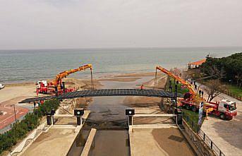 Altınordu'da yaya köprüsünde çalışmalar sürüyor