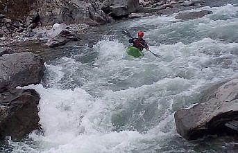 Barhal Çayı rafting ve kano tutkunlarını ağırlıyor