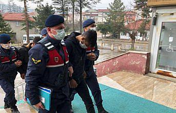 Bolu'da kablo hırsızlığı yapan iki zanlı tutuklandı