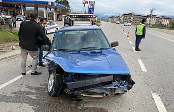 Çarşamba'da trafik kazası: 2 yaralı