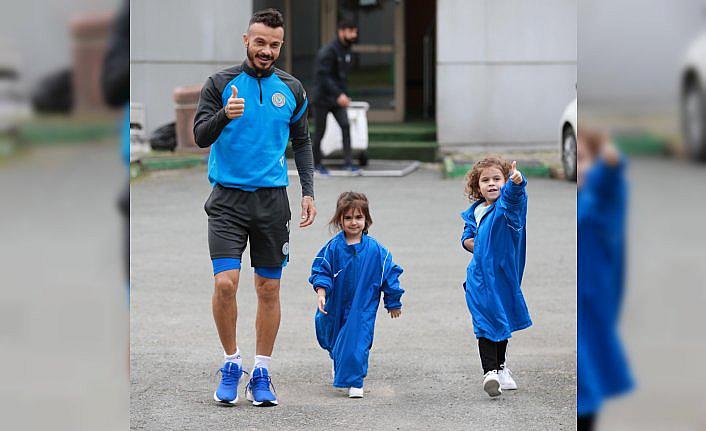 Çaykur Rizesporlu futbolcu Selim Ay: 