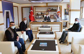 Havza'da tekstil üzerine yatırım yapan firma yetkilileri, Belediye Başkanı Özdemir'i ziyaret etti