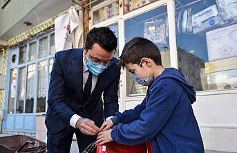 Kastamonu'da 23 Nisan öncesi çocuklara oyuncak dağıtıldı