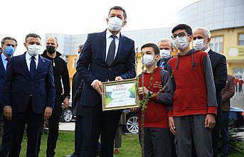 Milli Eğitim Bakanı Selçuk, Düzce'de ziyaretlerde bulundu