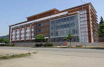 RTEÜ Diş Hekimliği Fakültesi yeni binasına taşındı