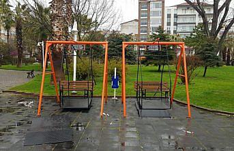 Sinop'ta lise öğrencileri engelli bireyler için engelli salıncağı yaptı