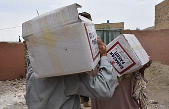 TDV Pakistan'da hayırseverlerin yardımıyla mazlumların yüzünü güldürdü